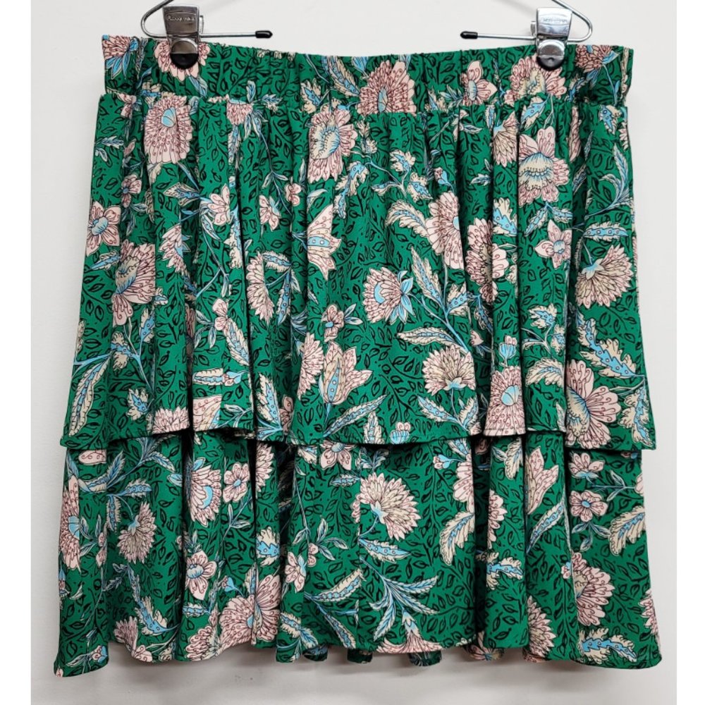NWT Torrid 2 Georgette Floral Green Mini Tiered Skater Skirt 2X 18 20 - Picture 6 of 9